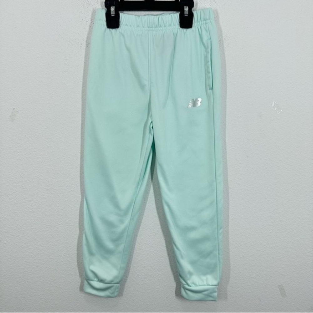New Balance Girls Size 6X Light Mint Green Joggers with Elastic Cuffs Loungwear